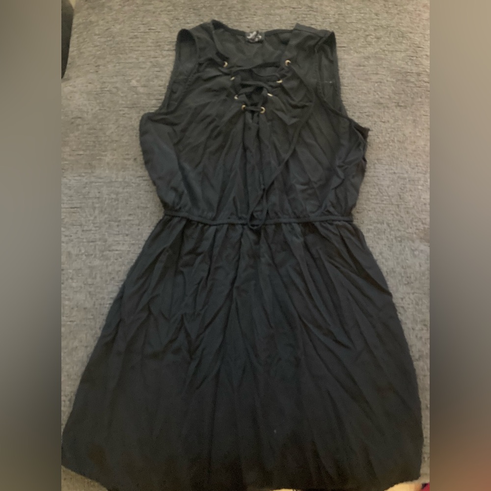 Justify black dress size large